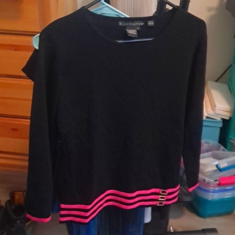 Women's ziani couture sweater lg